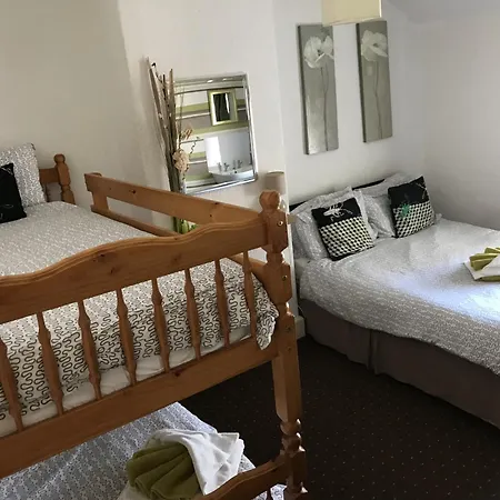 Westbourne House 3* Blackpool