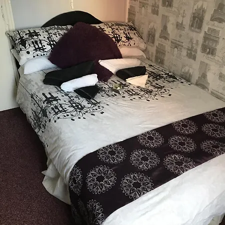 Westbourne House 3*