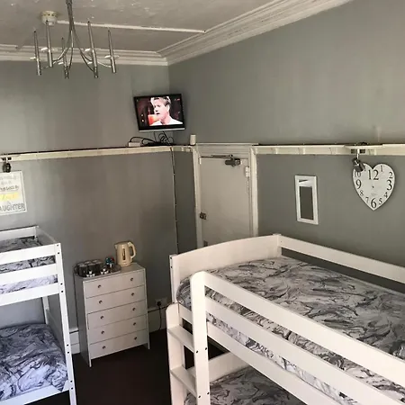 Westbourne House 3* Blackpool