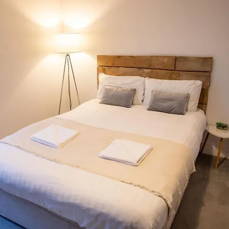 Sapphire House By Sasco Apartament *