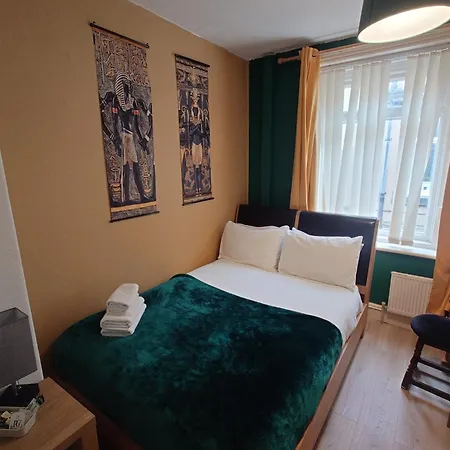 Guest house Harriette's *