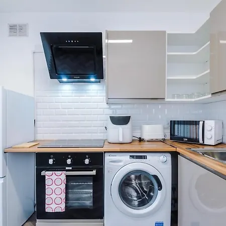 Penrose House-cozy Comfy Retreat Holiday home