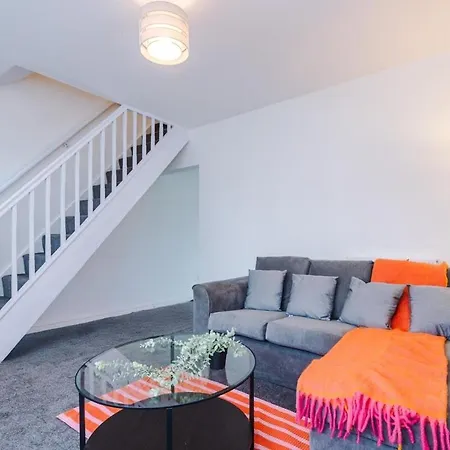 Penrose House-cozy Comfy Retreat
