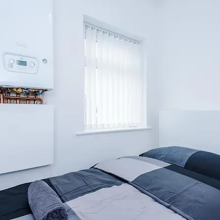 Penrose House-cozy Comfy Retreat Blackpool