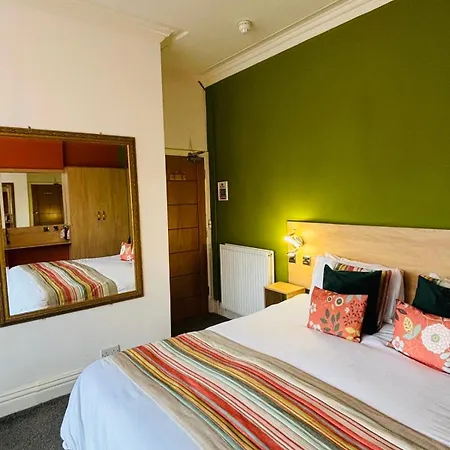 The Beaucliffe 3*