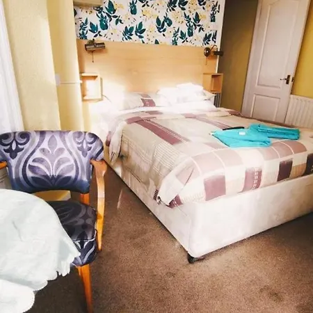 Dora Hotel 3*