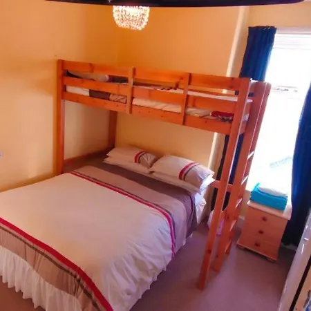 Dora Hotel