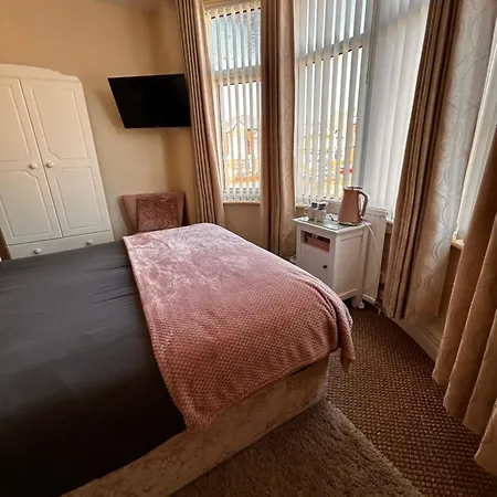 The Inglewood *adults Only* Hotel 4*