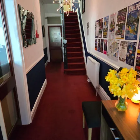 Langroyd Guest house 3*