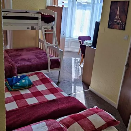 Dora Hotel