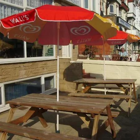 Hotel Dora Blackpool