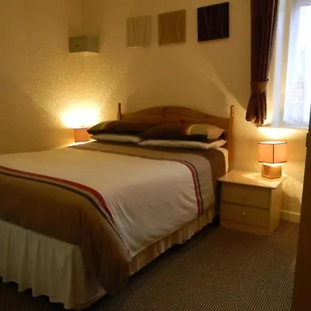Hotel Dora