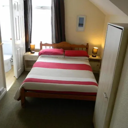 Dora Hotel 3*