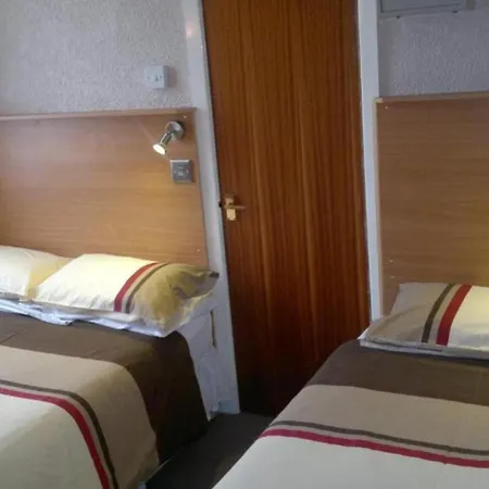 Hotel Dora