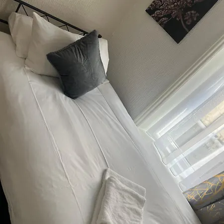 Stay At 22 Guest house
