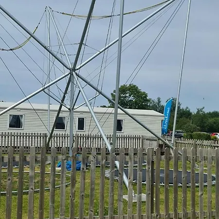 Private Caravan To Hire - Marton Mere Haven Village Blackpool