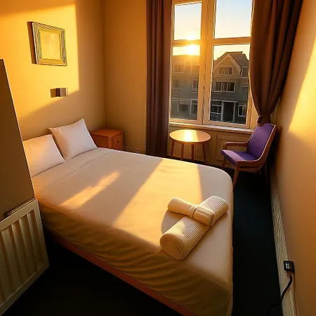 St Elmo Hotell 3*