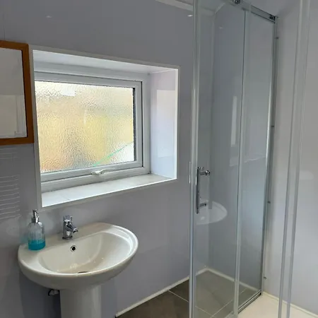 Appartement Suli House- Flats & En-suite-families And Couples Only *