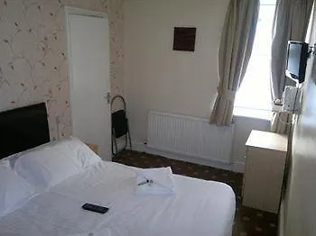 Malibu Hotell 3*