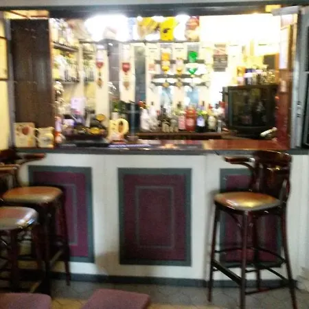فندق مبيت وإفطار King Edward 3*