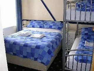 The Shores Hotel, Блэкпул