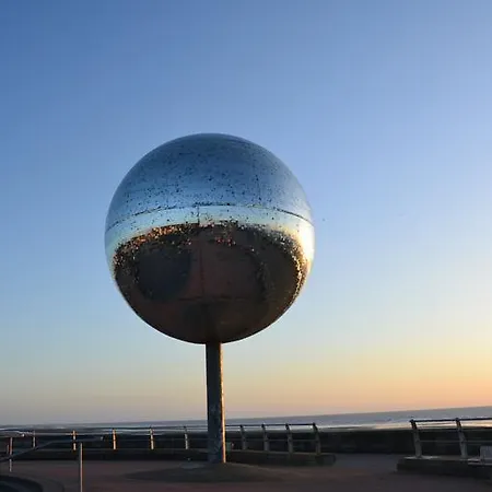 Camelot Seafront Отель типа 