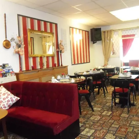 Ardsley Hotel