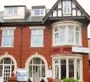 The Grosvenor View - Hotel Blackpool