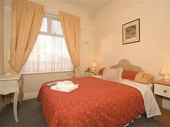 The Grosvenor View - Hotel
