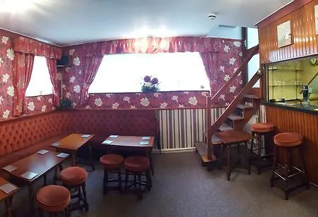 Hotel St James 3*