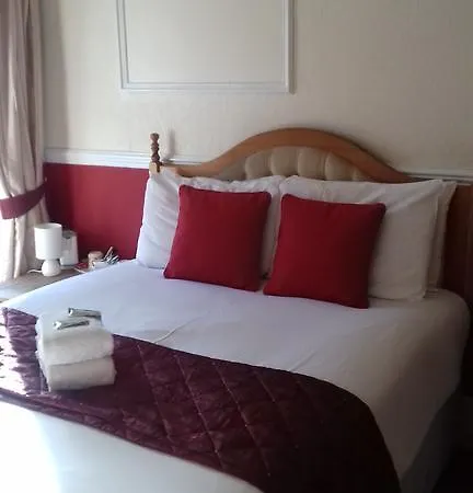 Lynwood Bed & Breakfast