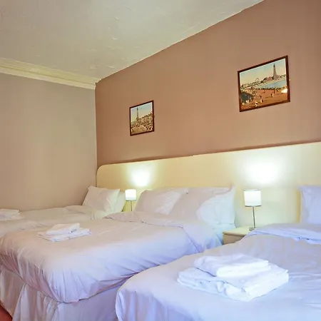 Royal Oakwell Hotel
