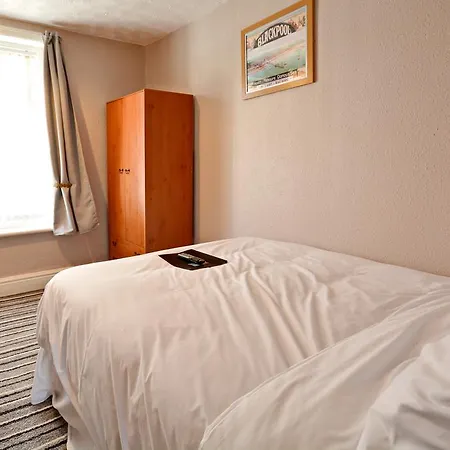 Royal Oakwell Hotel 3*