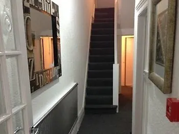 招待所 The