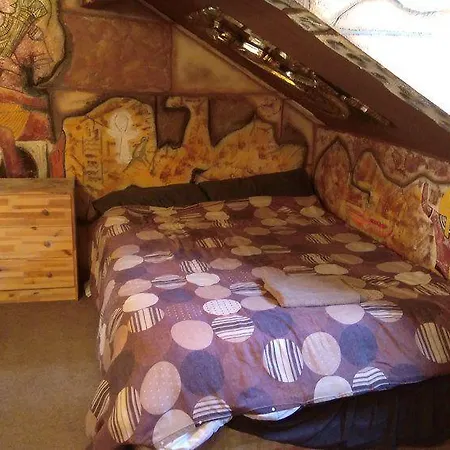 Old Bed & Breakfast