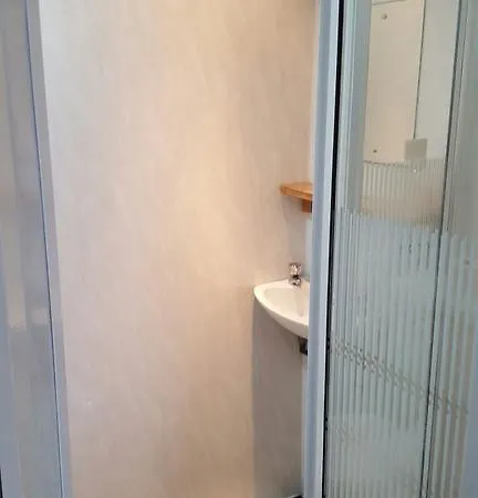 Myroomz Hollingdales 2*