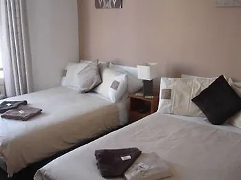The Avari Hotel