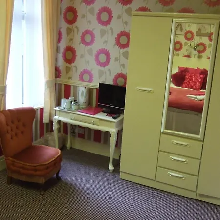 Hotel St James 3*