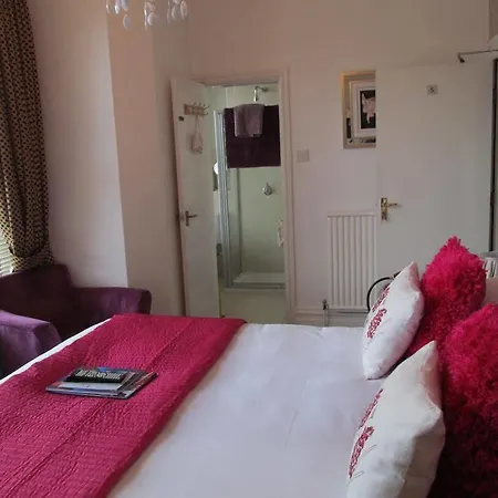The Fylde 4*