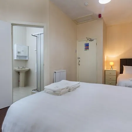 Maples Hotel 3*