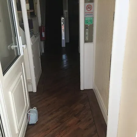 Oda ve Kahvaltı Kingscliff 4*
