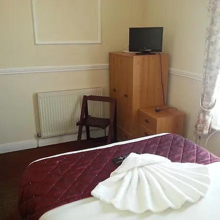 Lynwood Bed & Breakfast