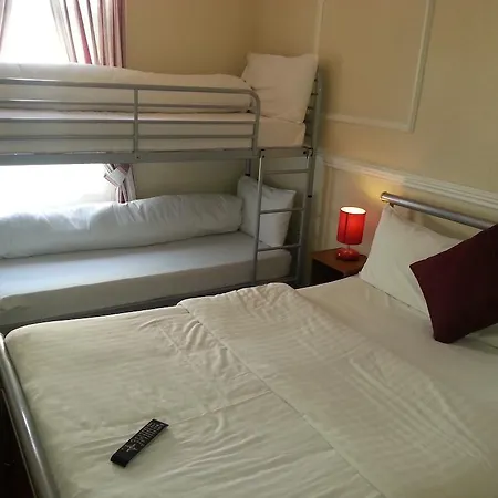 Lynwood 3* Blackpool
