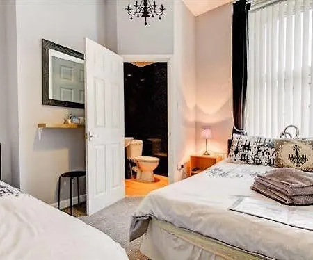 Westbourne House 3* Blackpool