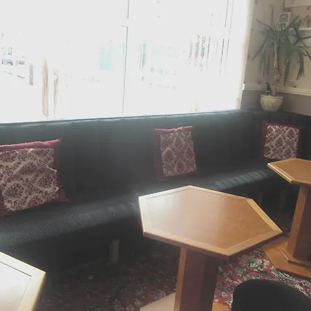 Melrose 3* Blackpool