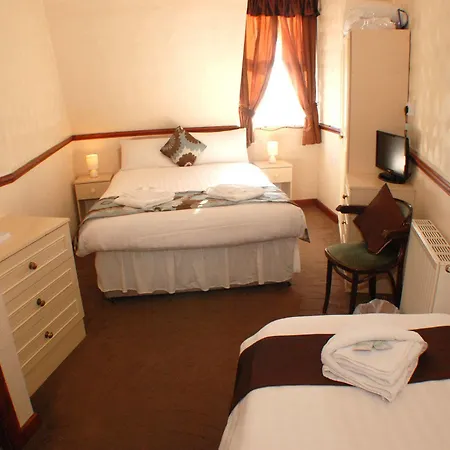 Bed & Breakfast Mars Seaview By Oyo 3*
