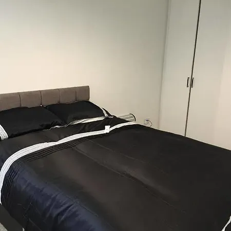 Old Bed & Breakfast 3*
