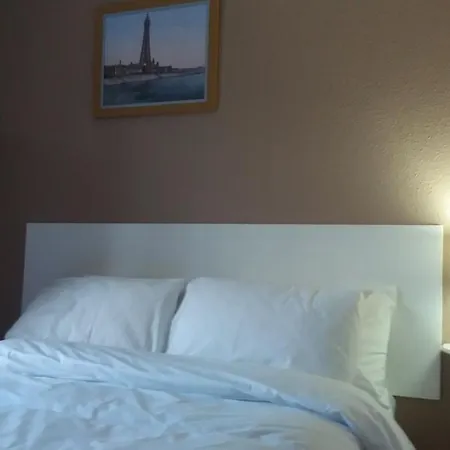Royal Oakwell Hotel 3*