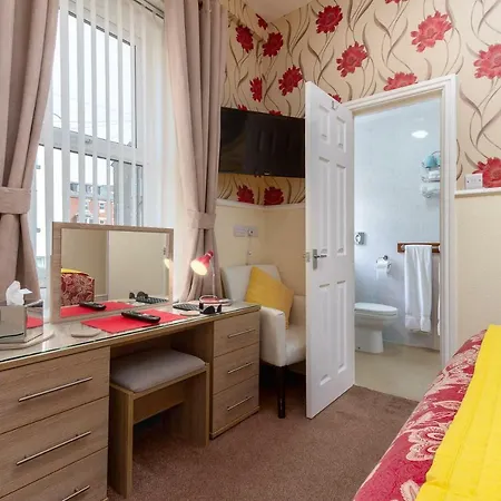 Valentine Over 21 Adult Couples Only 4* 黑潭