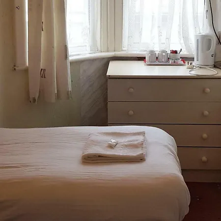 Pleasure By The Beach. Hotel Blackpool